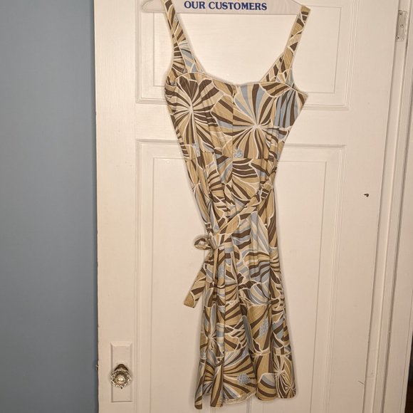 Iris Geometric Summer Dress - Perfect for Any Occasion - Picture 3 of 3